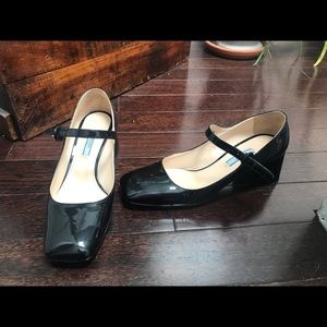 Prada black patent square toe maryjane heels 38.5